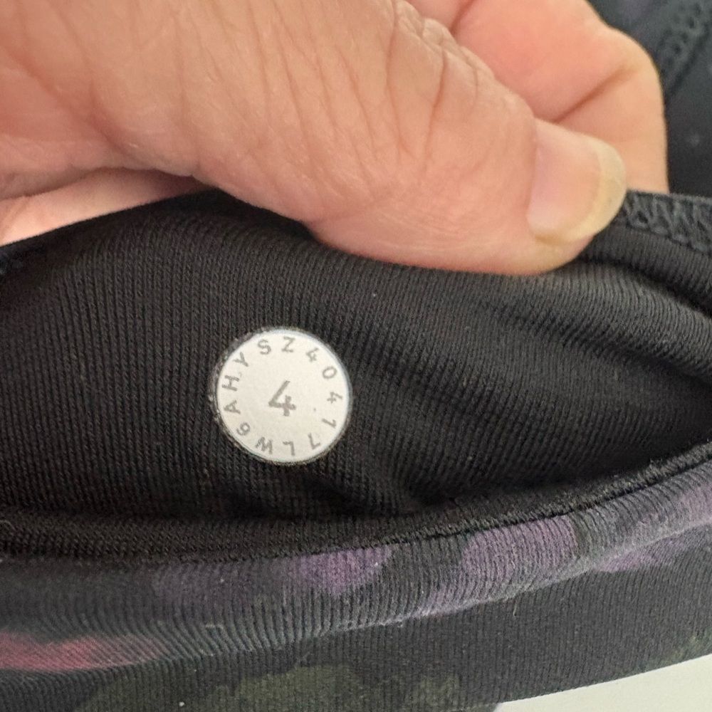lululemon Frozen Flourish Train Times Crop Leggings Multi Color Size 4 - Picture 6 of 9